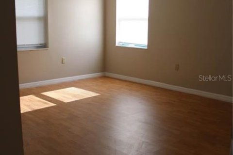 Villa ou maison à louer à Tampa, Floride: 4 chambres, 309.83 m2 № 2381204 - photo 10