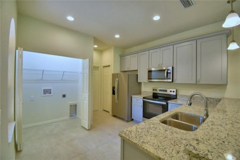 House in Winter Haven, Florida 2 bedrooms, 108.14 sq.m. № 1912601 - photo 6