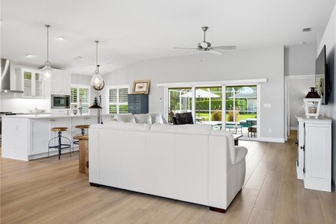Villa ou maison à vendre à New Smyrna Beach, Floride: 3 chambres, 159.51 m2 № 2421787 - photo 22