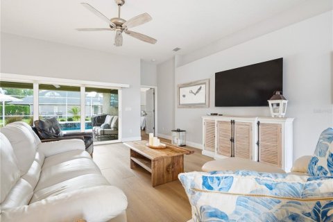 Villa ou maison à vendre à New Smyrna Beach, Floride: 3 chambres, 159.51 m2 № 2421787 - photo 21