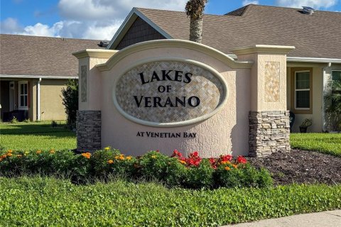 Villa ou maison à vendre à New Smyrna Beach, Floride: 3 chambres, 159.51 m2 № 2421787 - photo 13