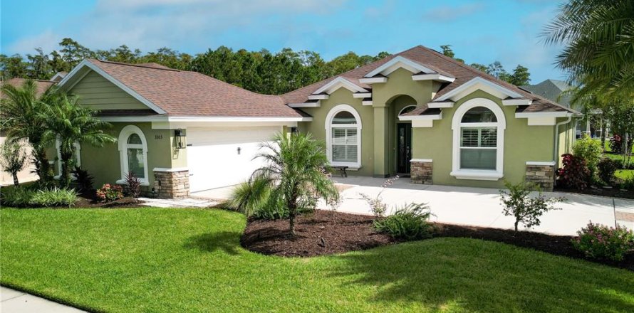 Villa ou maison à New Smyrna Beach, Floride 3 chambres, 159.51 m2 № 2421787