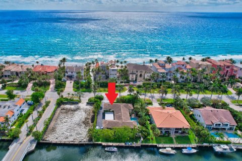 Condominio en Highland Beach, Florida, 3 dormitorios № 2241465