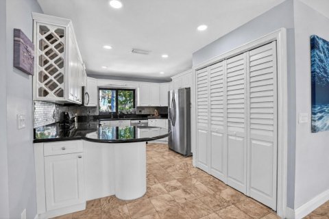 Condominio en venta en Highland Beach, Florida, 3 dormitorios, 146.88 m2 № 2241465 - foto 3