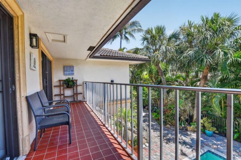 Condominio en venta en Highland Beach, Florida, 3 dormitorios, 146.88 m2 № 2241465 - foto 17