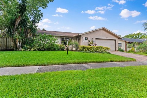 House in Palm Harbor, Florida 2 bedrooms, 115.94 sq.m. № 1869036 - photo 7