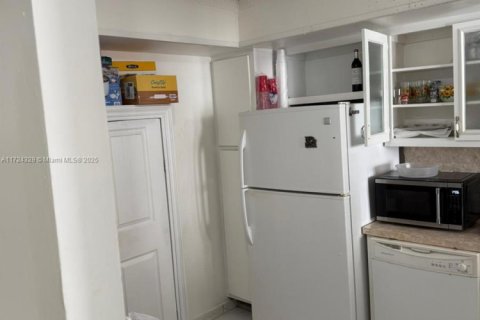 Купить кондоминиум в Майами, Флорида 1 спальня, 74.41м2, № 1957410 - фото 8