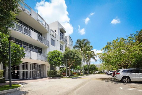 Copropriété à vendre à Delray Beach, Floride: 1 chambre, 85.84 m2 № 1182796 - photo 1