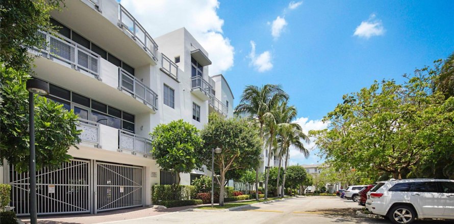 Condominio en Delray Beach, Florida, 1 dormitorio № 1182796