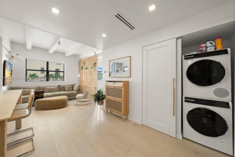 Copropriété à vendre à Miami Beach, Floride: 1 chambre, 50.17 m2 № 1943836 - photo 3