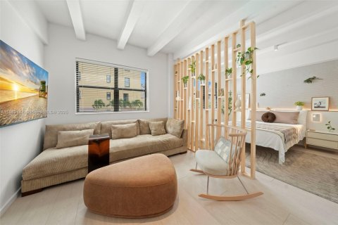 Copropriété à vendre à Miami Beach, Floride: 1 chambre, 50.17 m2 № 1943836 - photo 7