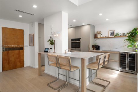 Copropriété à vendre à Miami Beach, Floride: 1 chambre, 50.17 m2 № 1943836 - photo 10