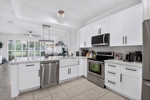 Touwnhouse à vendre à Lake Worth, Floride: 3 chambres, 145.11 m2 № 2387029 - photo 14