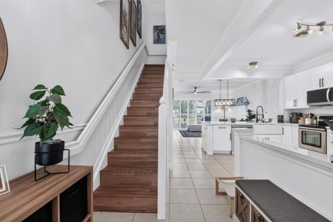 Touwnhouse à vendre à Lake Worth, Floride: 3 chambres, 145.11 m2 № 2387029 - photo 6