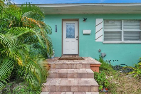 Casa en venta en Saint Petersburg, Florida, 3 dormitorios, 140.47 m2 № 1375132 - foto 8