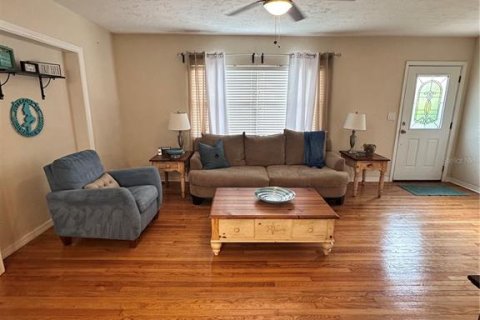Casa en venta en Saint Petersburg, Florida, 3 dormitorios, 140.47 m2 № 1375132 - foto 13