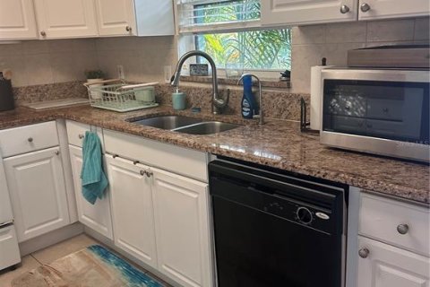 Casa en venta en Saint Petersburg, Florida, 3 dormitorios, 140.47 m2 № 1375132 - foto 23