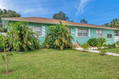 Casa en venta en Saint Petersburg, Florida, 3 dormitorios, 140.47 m2 № 1375132 - foto 3