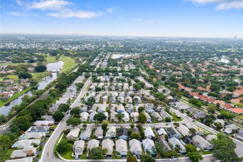 Casa en alquiler en Davie, Florida, 3 dormitorios, 126.53 m2 № 2011180 - foto 29