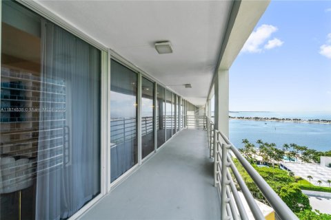 Copropriété à vendre à Miami, Floride: 2 chambres, 121.14 m2 № 1928716 - photo 27