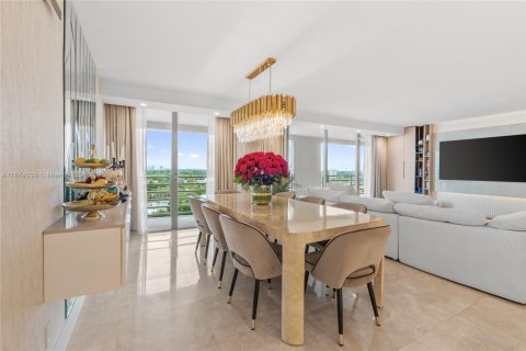 Copropriété à vendre à Miami, Floride: 2 chambres, 121.14 m2 № 1928716 - photo 6