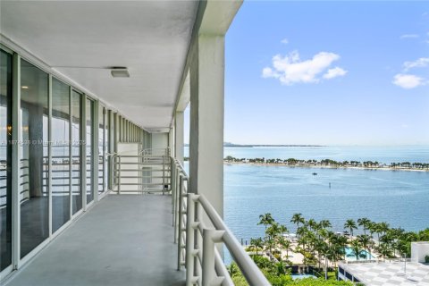 Copropriété à vendre à Miami, Floride: 2 chambres, 121.14 m2 № 1928716 - photo 28