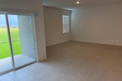 Townhouse in Parrish, Florida 3 bedrooms, 215.25 sq.m. № 1853114 - photo 7