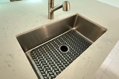 Townhouse in Parrish, Florida 3 bedrooms, 215.25 sq.m. № 1853114 - photo 5