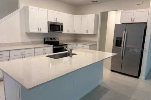 Townhouse in Parrish, Florida 3 bedrooms, 215.25 sq.m. № 1853114 - photo 3