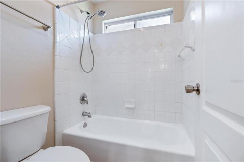 Casa en alquiler en Tallahassee, Florida, 3 dormitorios, 127.74 m2 № 1878038 - foto 16