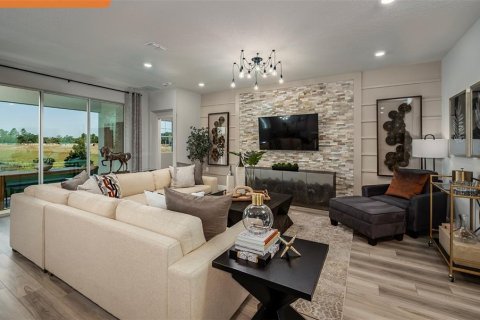 Casa en alquiler en San Antonio, Florida, 6 dormitorios, 311.87 m2 № 2096007 - foto 4