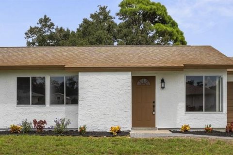 Villa ou maison à vendre à North Port, Floride: 3 chambres, 99.59 m2 № 1913302 - photo 1