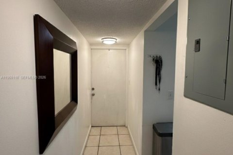 Condominio en alquiler en Davie, Florida, 2 dormitorios, 83.61 m2 № 2020309 - foto 5