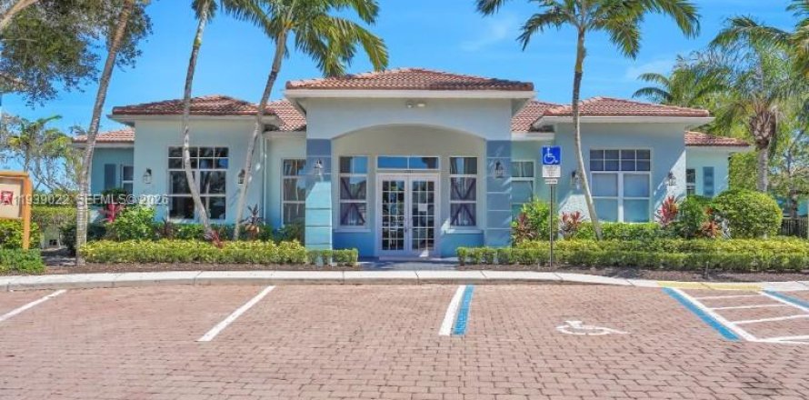 Таунхаус в Ривьера-Бич, Флорида 2 спальни, 113.99м2 № 1998252