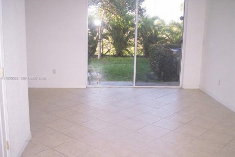 Купить таунхаус в Ривьера-Бич, Флорида 2 спальни, 113.99м2, № 1998252 - фото 11