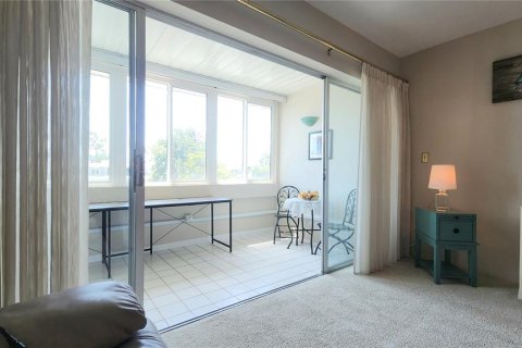Condominio en venta en Port Charlotte, Florida, 2 dormitorios, 85.38 m2 № 1662887 - foto 4