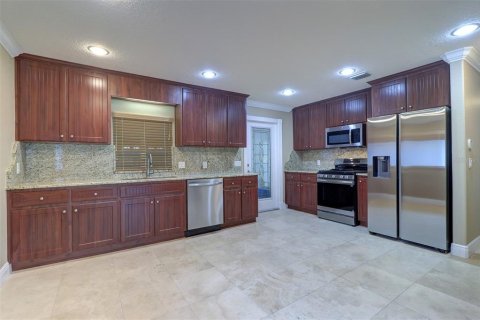 Villa ou maison à vendre à New Port Richey, Floride: 3 chambres, 255.3 m2 № 1786807 - photo 2