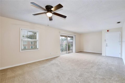 Copropriété à louer à Casselberry, Floride: 1 chambre, 69.96 m2 № 2423842 - photo 5