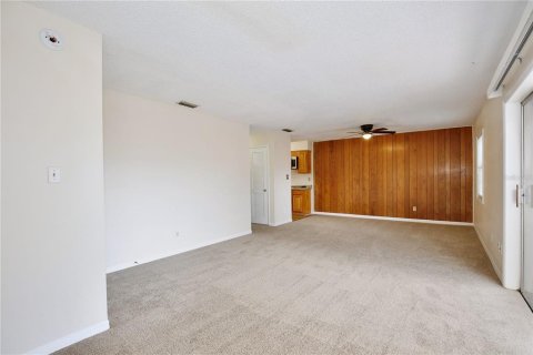 Copropriété à louer à Casselberry, Floride: 1 chambre, 69.96 m2 № 2423842 - photo 4