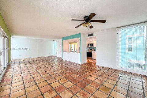 Снять в аренду виллу или дом в Ки-Ларго, Флорида 2 спальни, 111.48м2, № 1958867 - фото 6