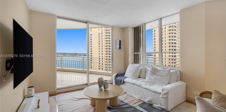 Condo à Miami, Floride, 2 chambres  № 2388384