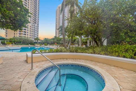 Copropriété à louer à Miami, Floride: 2 chambres, 130.06 m2 № 2388384 - photo 23