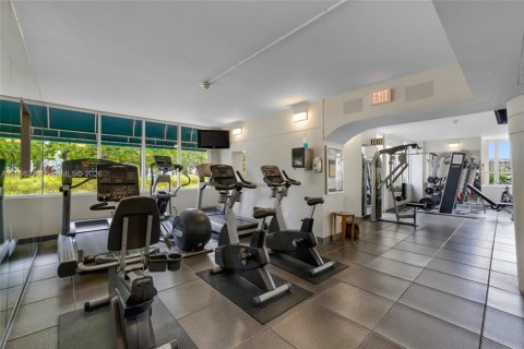 Copropriété à louer à Miami, Floride: 2 chambres, 130.06 m2 № 2388384 - photo 25