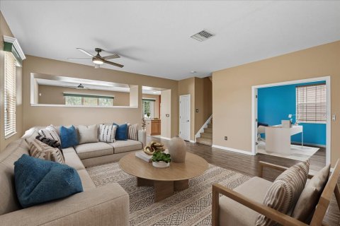 House in Gibsonton, Florida 4 bedrooms, 251.02 sq.m. № 1914820 - photo 4