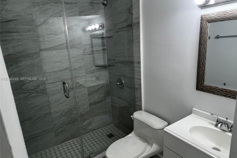 Condo in North Bay Village, Florida, 1 bedroom  № 2086460 - photo 7