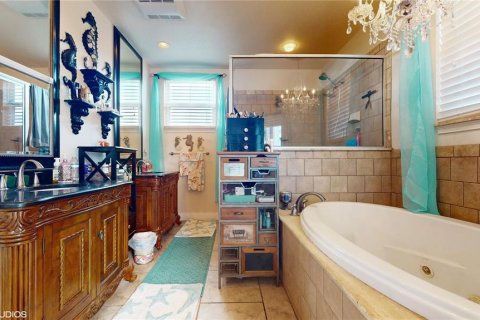 House in Crystal River, Florida 3 bedrooms, 465.44 sq.m. № 518501 - photo 18