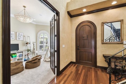 House in Tampa, Florida 4 bedrooms, 293.01 sq.m. № 1812879 - photo 9