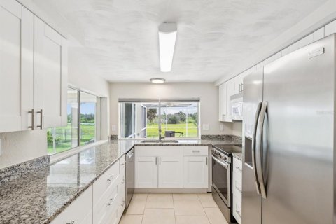 Casa en venta en New Port Richey, Florida, 4 dormitorios, 190.17 m2 № 1879382 - foto 10