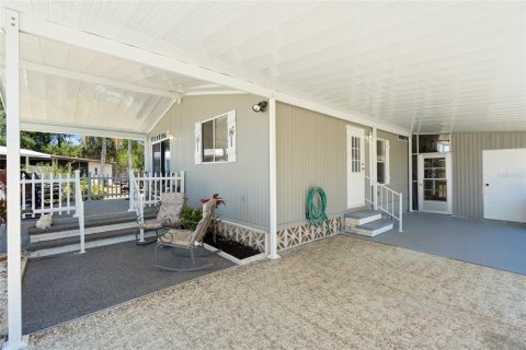 Apartment in North Port, Florida 2 bedrooms, 80.27 sq.m. № 2217243 - photo 2