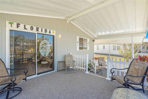 Apartment in North Port, Florida 2 bedrooms, 80.27 sq.m. № 2217243 - photo 3
